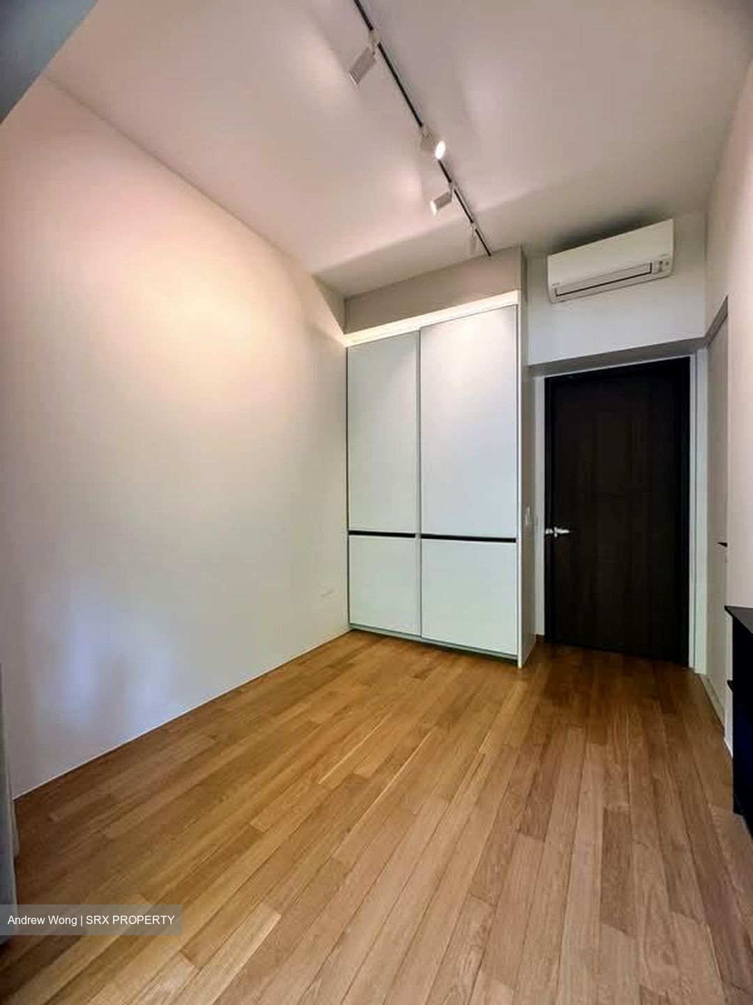 Royalgreen (D10), Condominium #575148911